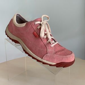 Simple Perforated Suede Upper Sneakers